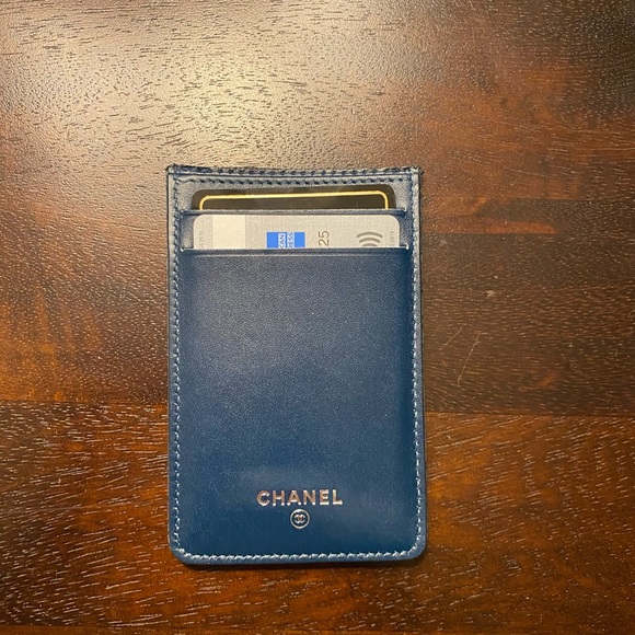 CHANEL Card case / holder - Picture 2 of 7